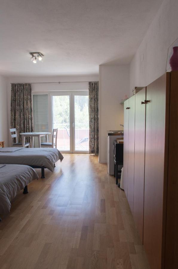 Apartamento Milica Garden Prvic Sepurine Exterior foto